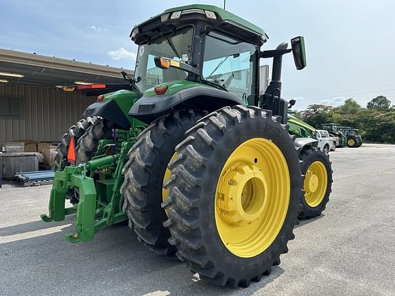 Image of John Deere 8R 250 equipment image 4