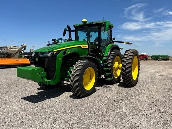 Image of John Deere 8R 250 Primary image