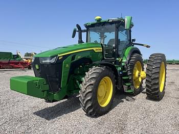 2023 John Deere 8R 250 Equipment Image0