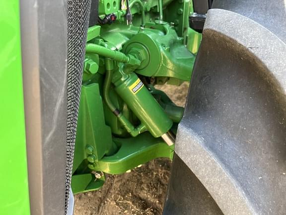 Image of John Deere 8R 250 equipment image 1