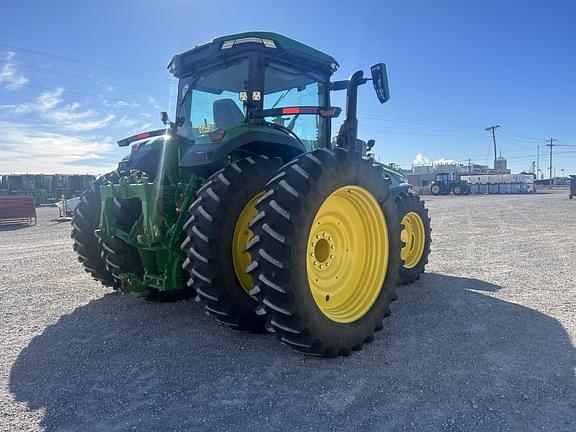 Image of John Deere 8R 250 equipment image 4