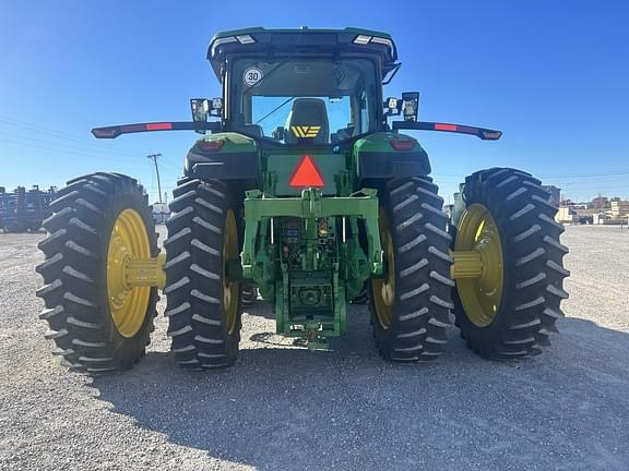 Image of John Deere 8R 250 equipment image 3