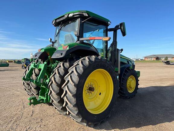 Image of John Deere 8R 250 equipment image 4