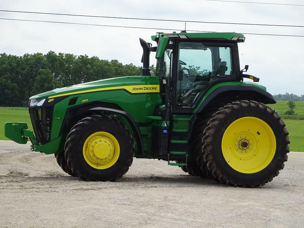 Image of John Deere 8R 250 Primary image