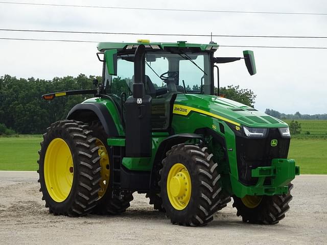 Image of John Deere 8R 250 equipment image 1