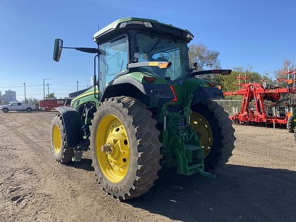 Image of John Deere 8R 250 equipment image 3