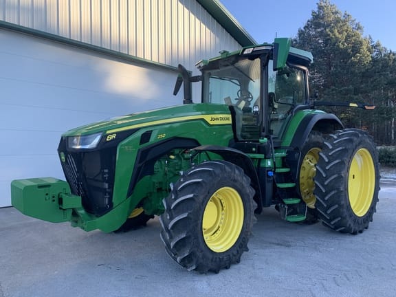 Main image John Deere 8R 250