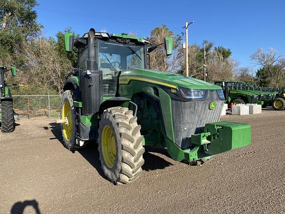 Image of John Deere 8R 250 Primary image