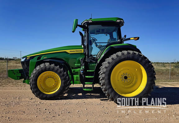 Image of John Deere 8R 250 Primary image