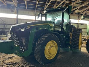 2023 John Deere 8R 250 Image