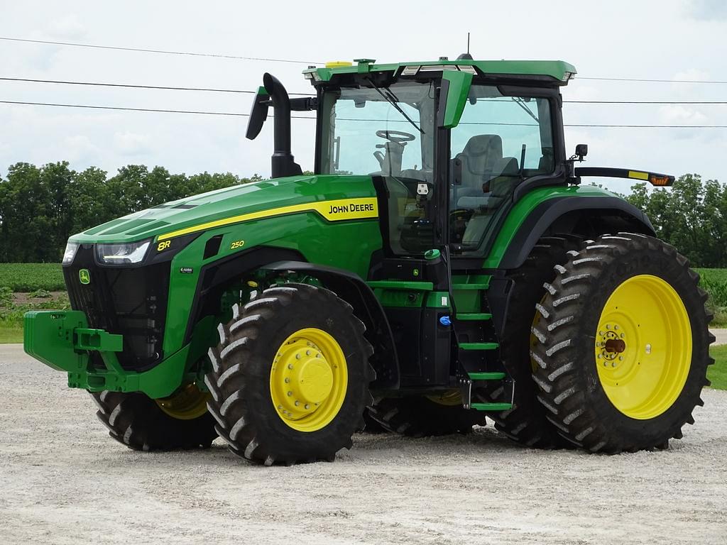 Image of John Deere 8R 250 Primary image