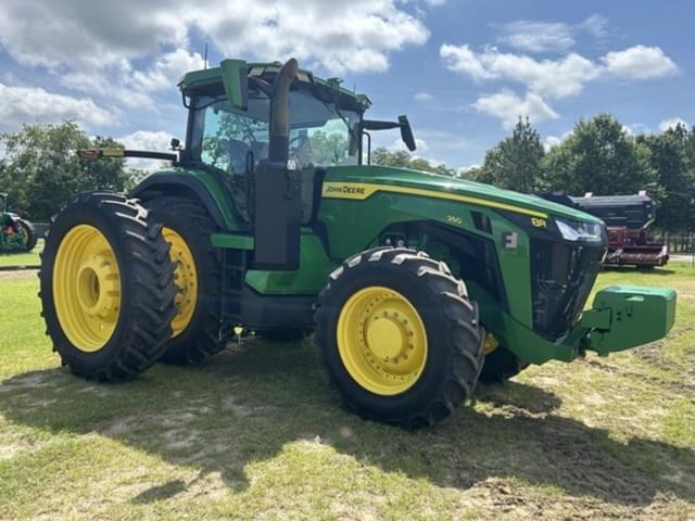 Image of John Deere 8R 250 equipment image 1
