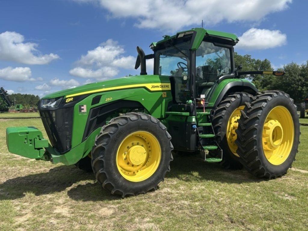 Image of John Deere 8R 250 Primary image