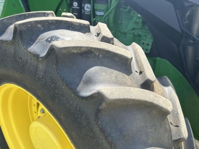 Image of John Deere 8R 250 equipment image 3