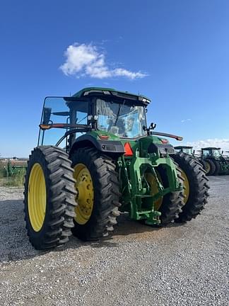 Image of John Deere 8R 250 equipment image 2