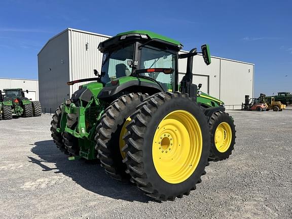 Image of John Deere 8R 250 equipment image 4