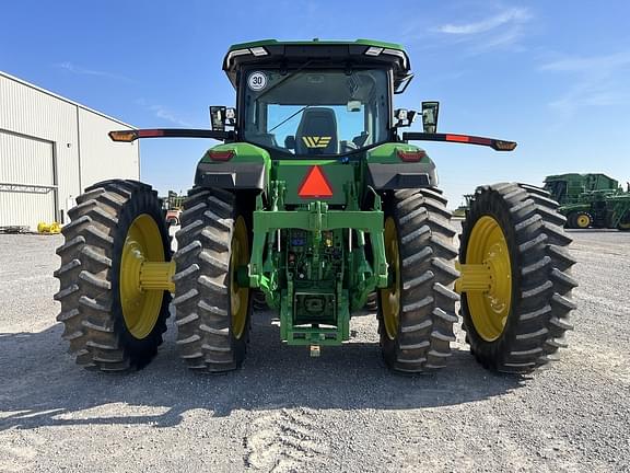 Image of John Deere 8R 250 equipment image 3