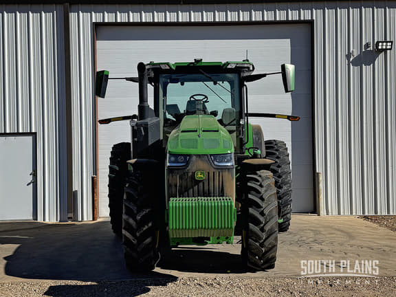 Image of John Deere 8R 250 equipment image 2