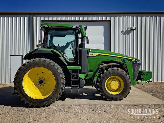 Image of John Deere 8R 250 equipment image 1