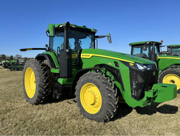 Main image John Deere 8R 250