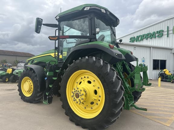 Image of John Deere 8R 250 equipment image 2