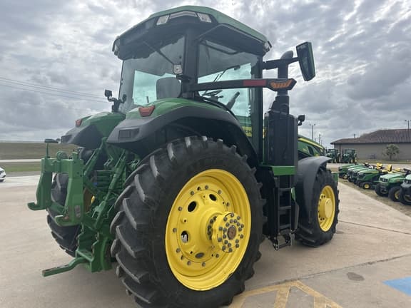 Image of John Deere 8R 250 equipment image 4