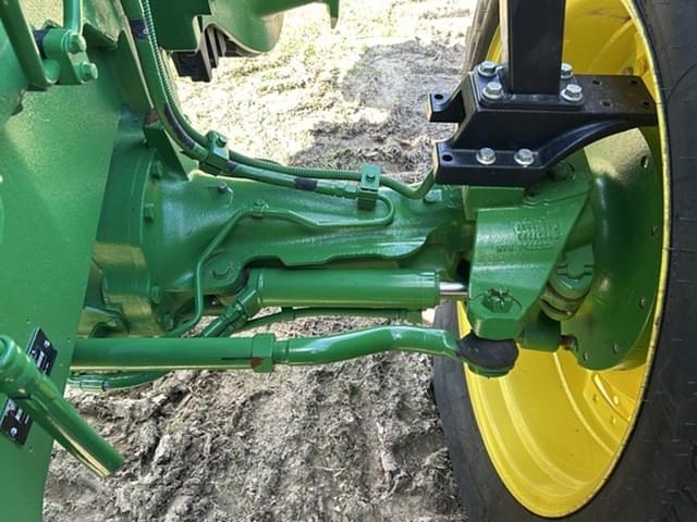 Image of John Deere 8R 250 equipment image 2