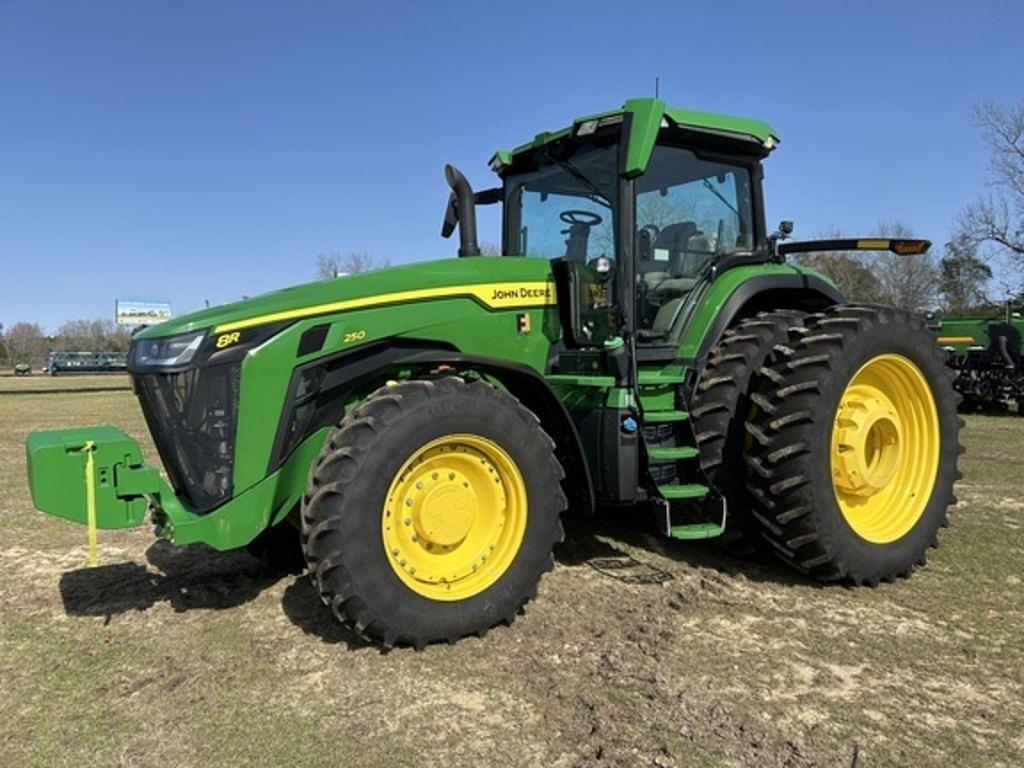 Image of John Deere 8R 250 Primary image