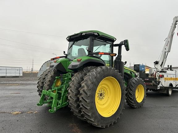 Image of John Deere 8R 250 equipment image 3