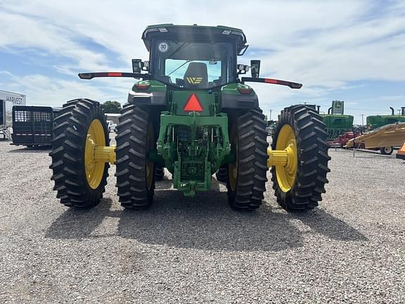 Image of John Deere 8R 250 equipment image 3