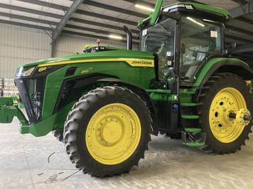 Main image John Deere 8R 250