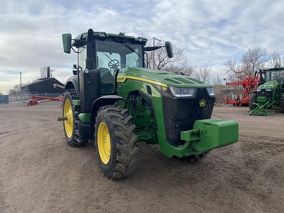 Image of John Deere 8R 250 equipment image 1