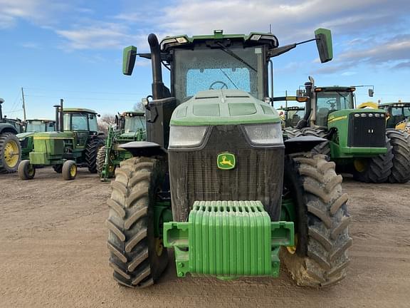 Image of John Deere 8R 250 equipment image 4