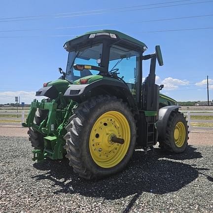 Image of John Deere 8R 250 equipment image 4
