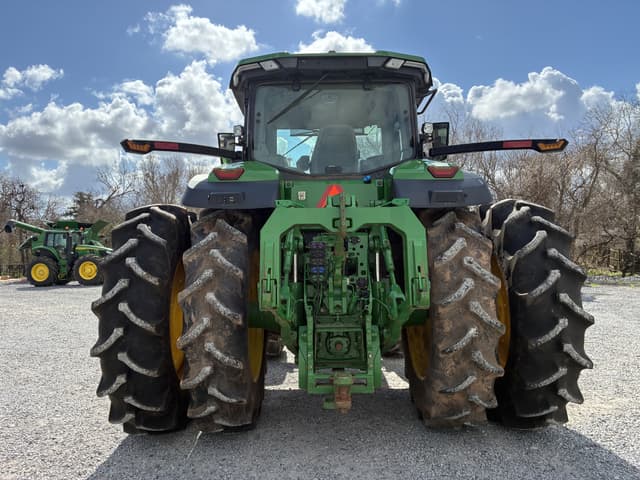 Image of John Deere 8R 250 equipment image 3