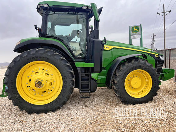 Image of John Deere 8R 250 equipment image 1