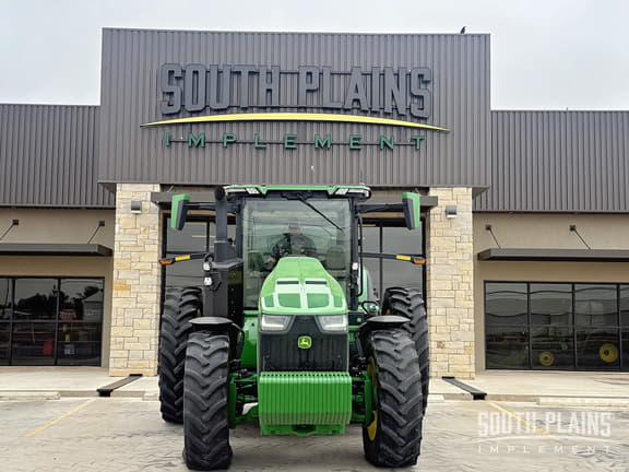 Image of John Deere 8R 250 equipment image 2