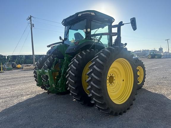 Image of John Deere 8R 250 equipment image 4