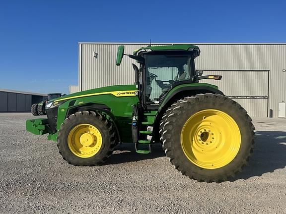 Image of John Deere 8R 250 equipment image 1