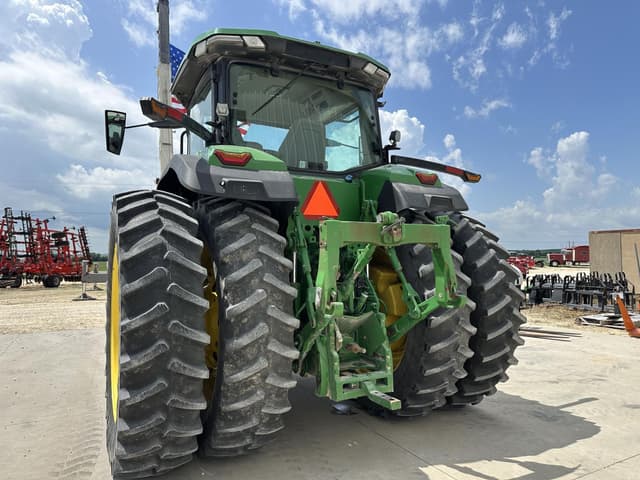 Image of John Deere 8R 250 equipment image 3