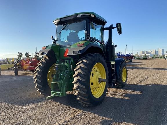 Image of John Deere 8R 250 equipment image 2