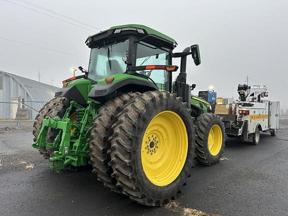 Image of John Deere 8R 250 equipment image 4