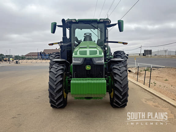 Image of John Deere 8R 250 equipment image 2