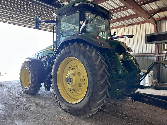 Image of John Deere 8R 250 equipment image 3