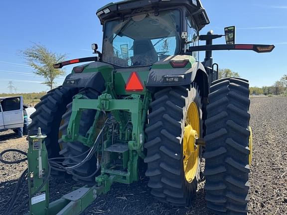 Image of John Deere 8R 250 equipment image 4