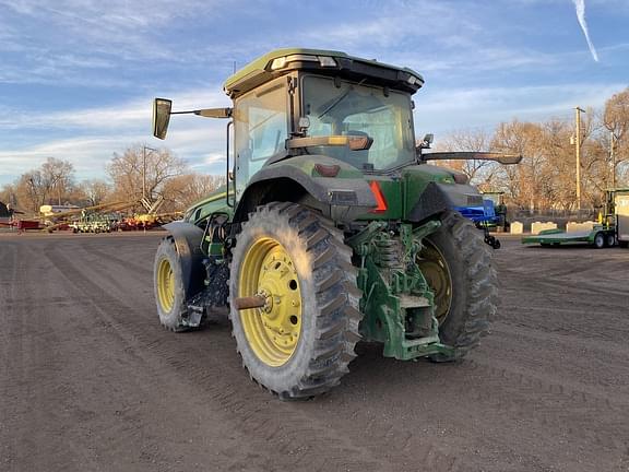 Image of John Deere 8R 250 equipment image 3