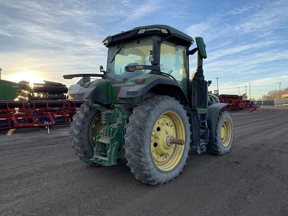 Image of John Deere 8R 250 equipment image 2