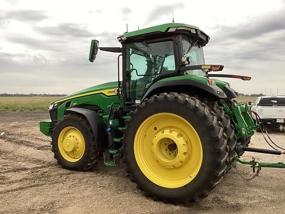 Image of John Deere 8R 250 equipment image 3