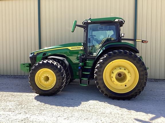 Image of John Deere 8R 250 Primary image