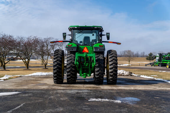 Image of John Deere 8R 250 equipment image 3